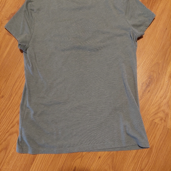 AEROPOSTAL WOMEN'S SHORT SLEEVE T-SHIRT - Picture 3 of 3
